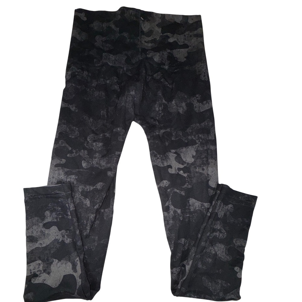 M. Rena Camo Seamless Leggings Womens One Size Black Grey Made in USA Stretch